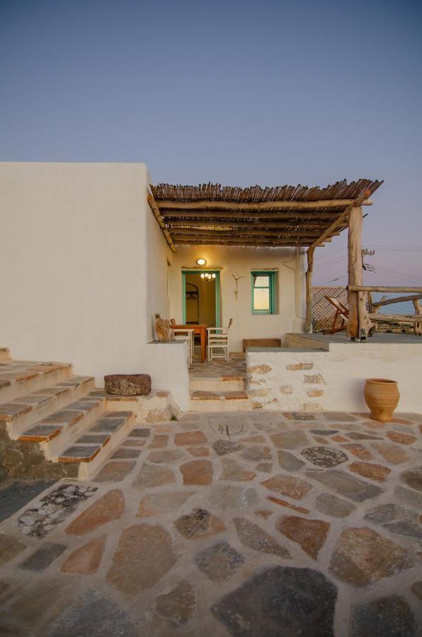 Dimitrakis Guesthouse Donousa Exterior foto